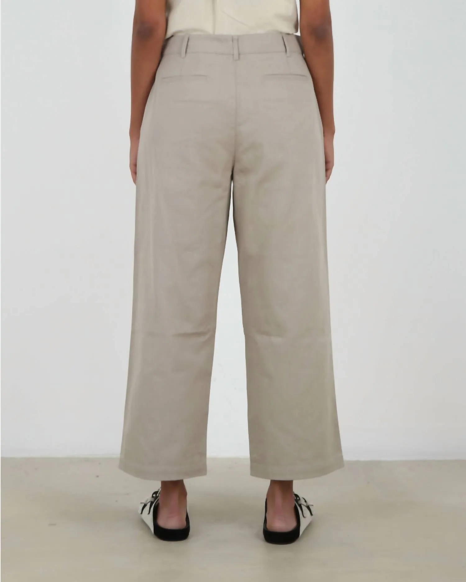 6397 - Cropped slouchy trouser